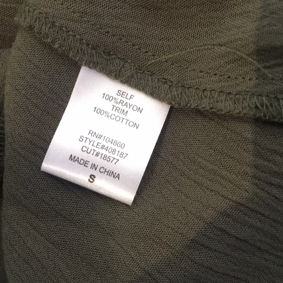 Olive green cross front tank top - Picture 7 of 7